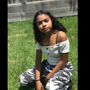 Meet your Posher, Alison